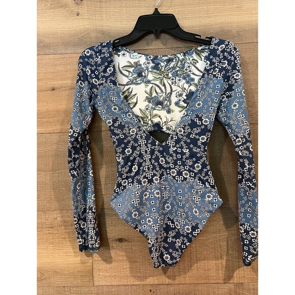 Maaji Victorian Wall Adeline Surfsuit One-Piece reversible Swimsuit Size S - Picture 3 of 7